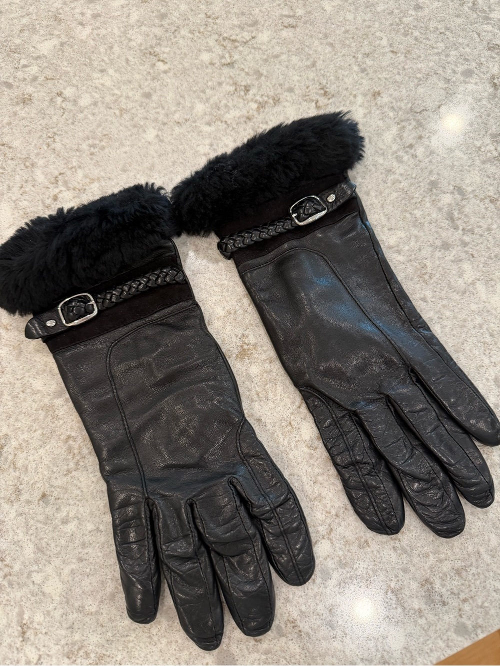 Women’s black Ugg gloves with faux cuff. Beautiful, great condition